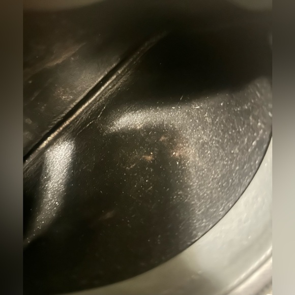 AUTHENTIC BALENCIAGA LEATHER CLUTCH. - Picture 5 of 6